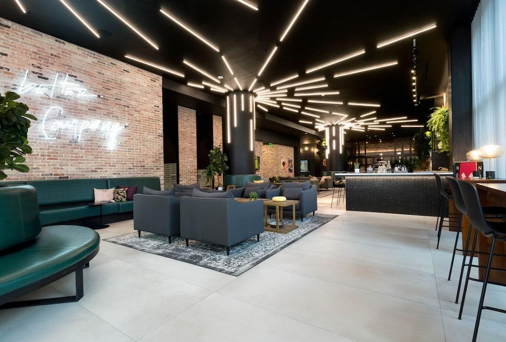 Apartahotel The Guild Downtown
